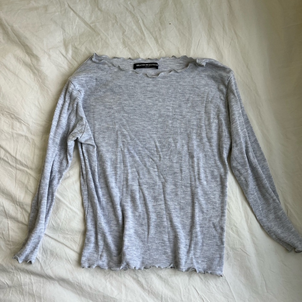 Brandy Melville 3/4 tee shirt